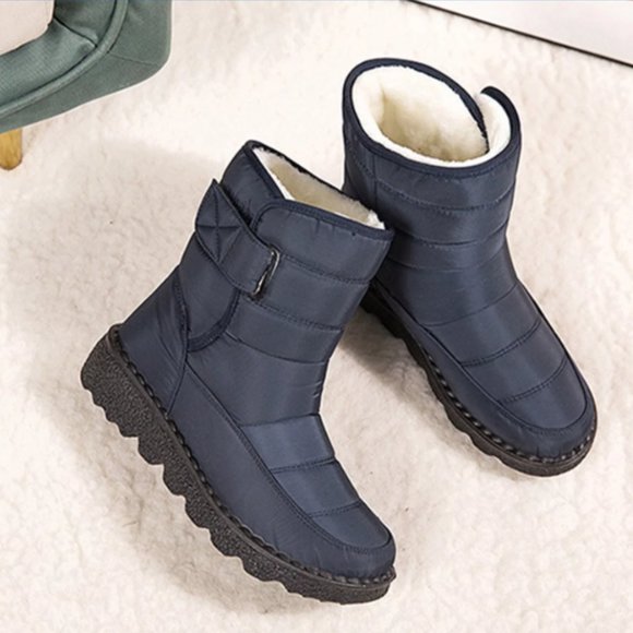 Fangasis Women's Waterproof Faux Fur Lined Boots NWT Sz 9 Blue - Picture 2 of 4